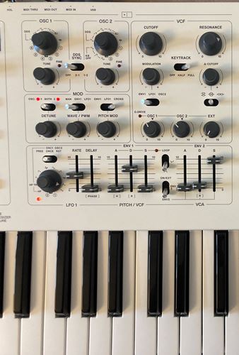 various-UDO Audio DMNO 8-voice polysynth